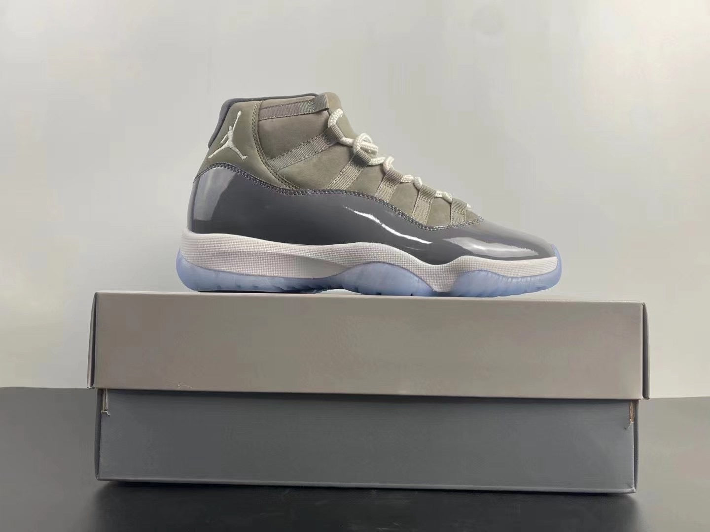 Jorda 11 Grey