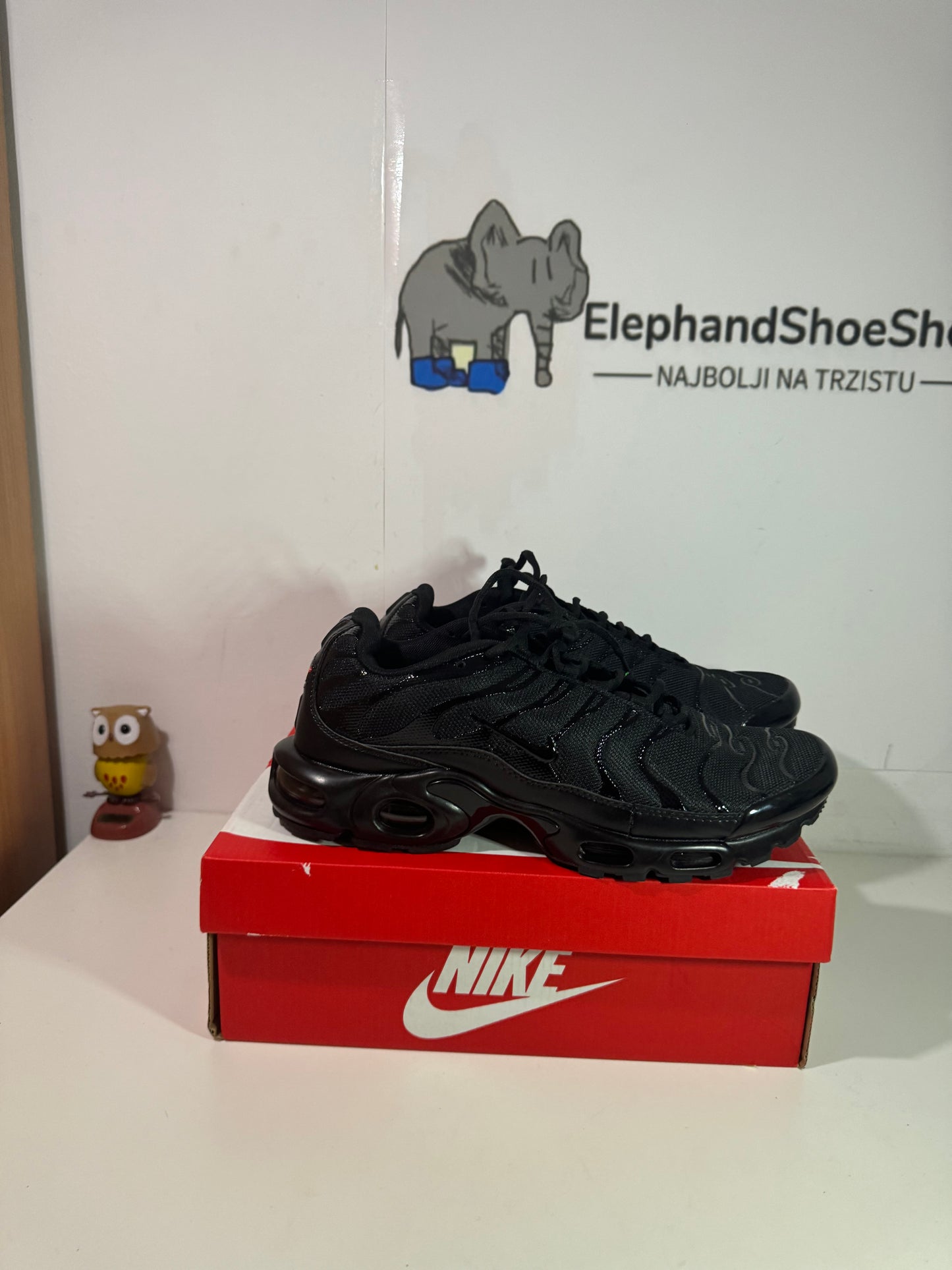 Nike Tn Black (Available Now) size 39 42