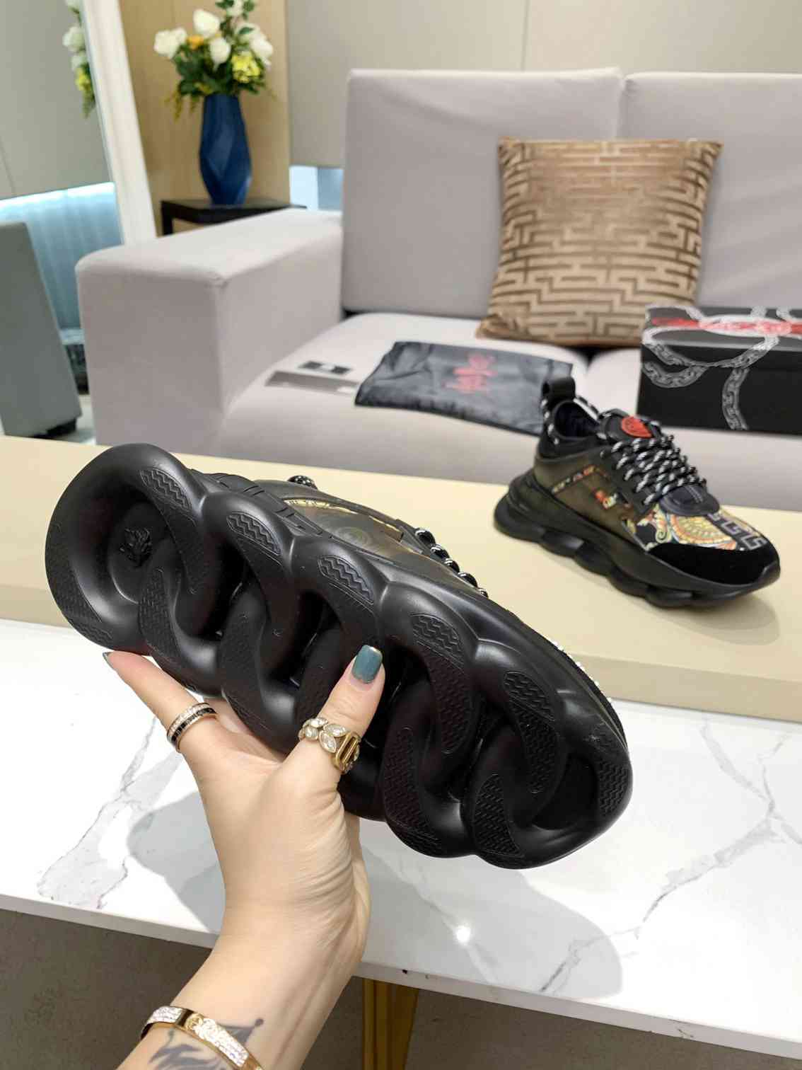 Versace Chain Reaction Balck Gold