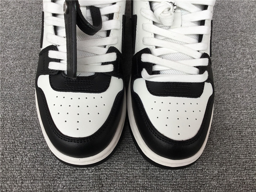 OFF-WHITE out the office Black / White