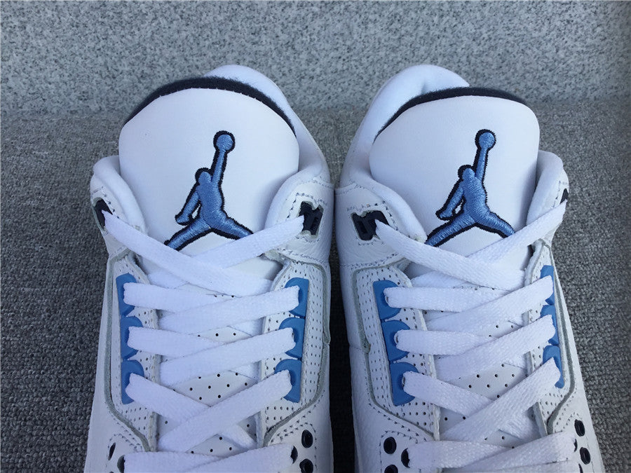 Jordan 3 UNC