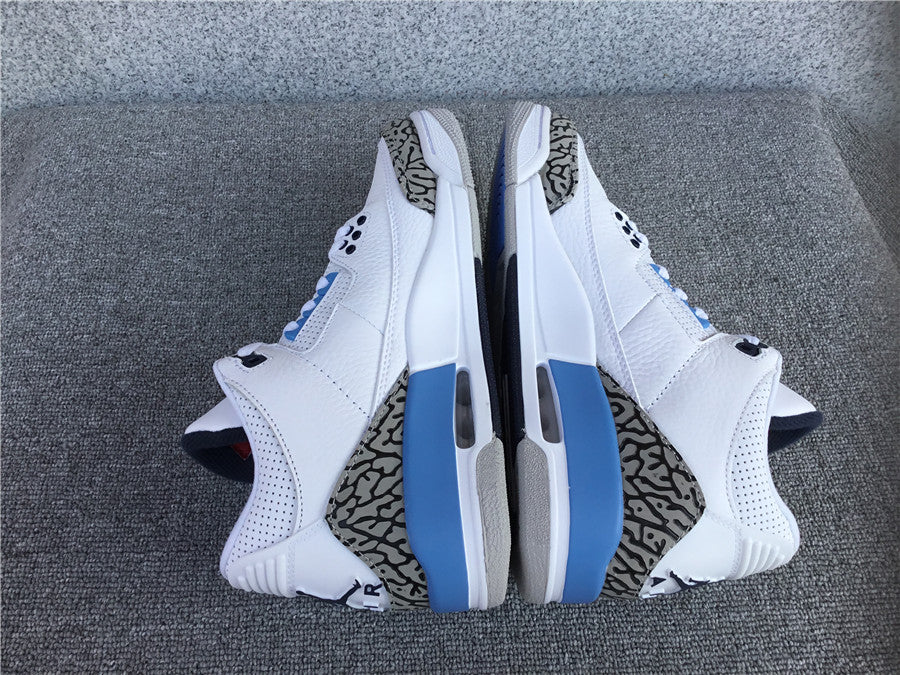 Jordan 3 UNC