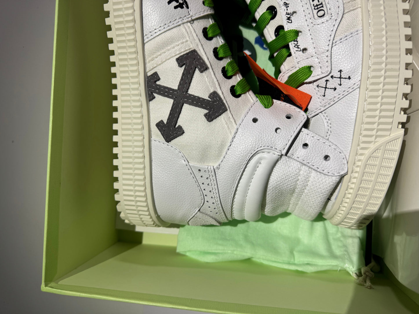 Off White Off Court Green 3.0 (Odmah Dostupne) br 40 Elephand.shoes