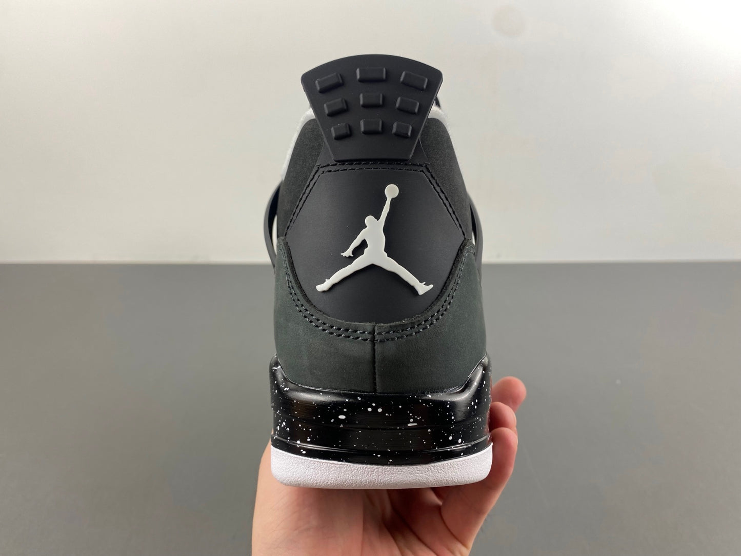 Air Jordan 4 Fear