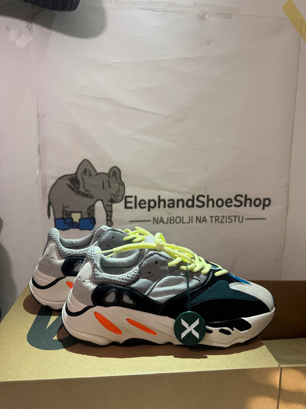 Yeezy 700 (Odmah dostupne) br 40 Elephand.shoes