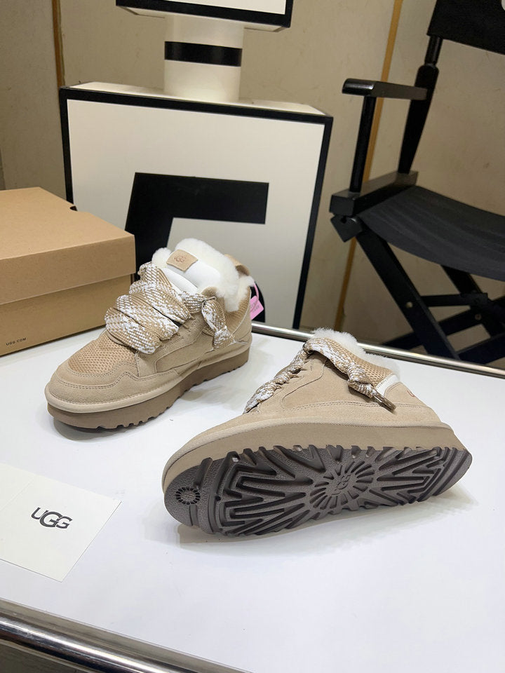 Ugg boots lowmel