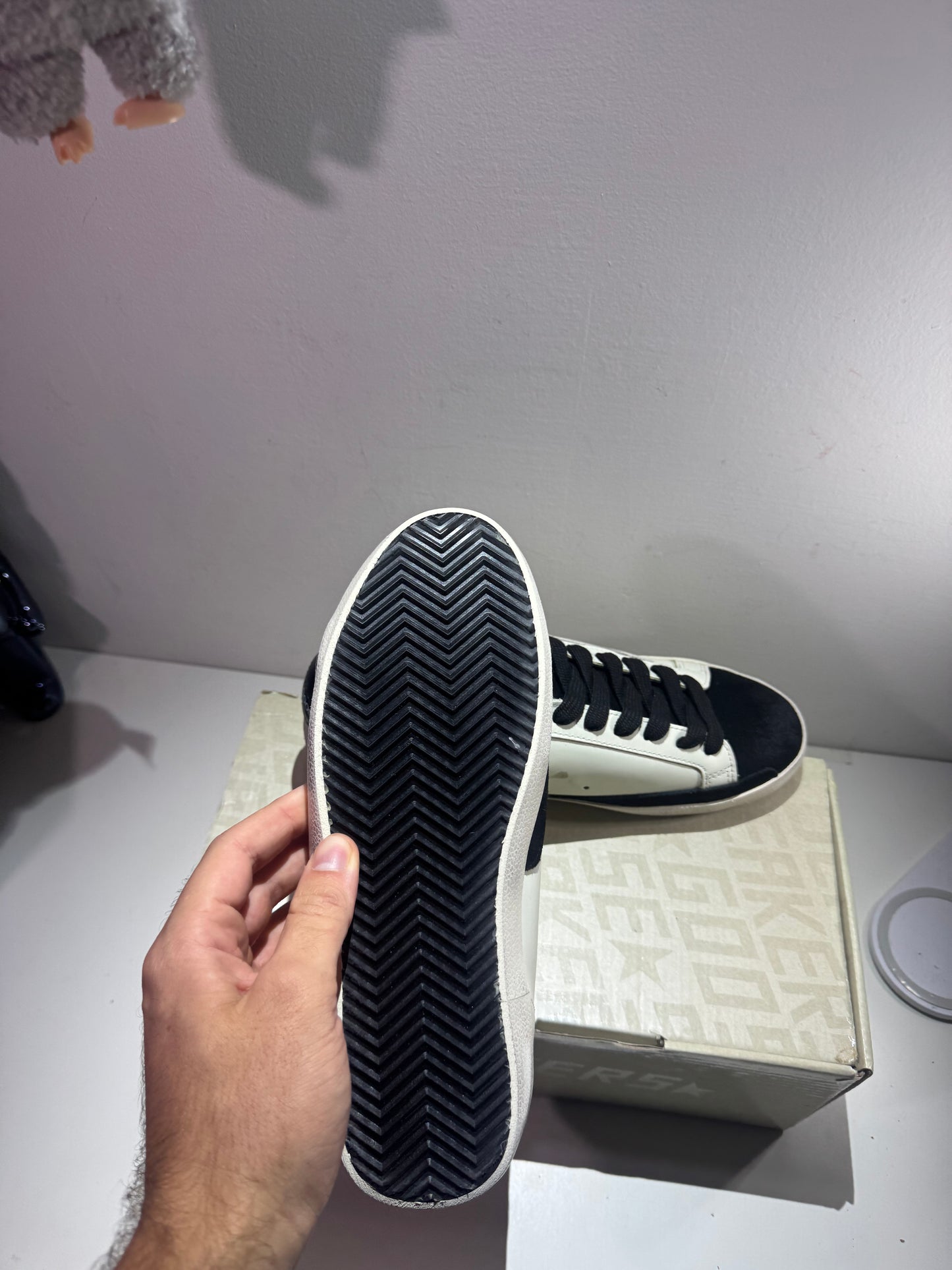Golden Goose Black/White (Available now) size 42