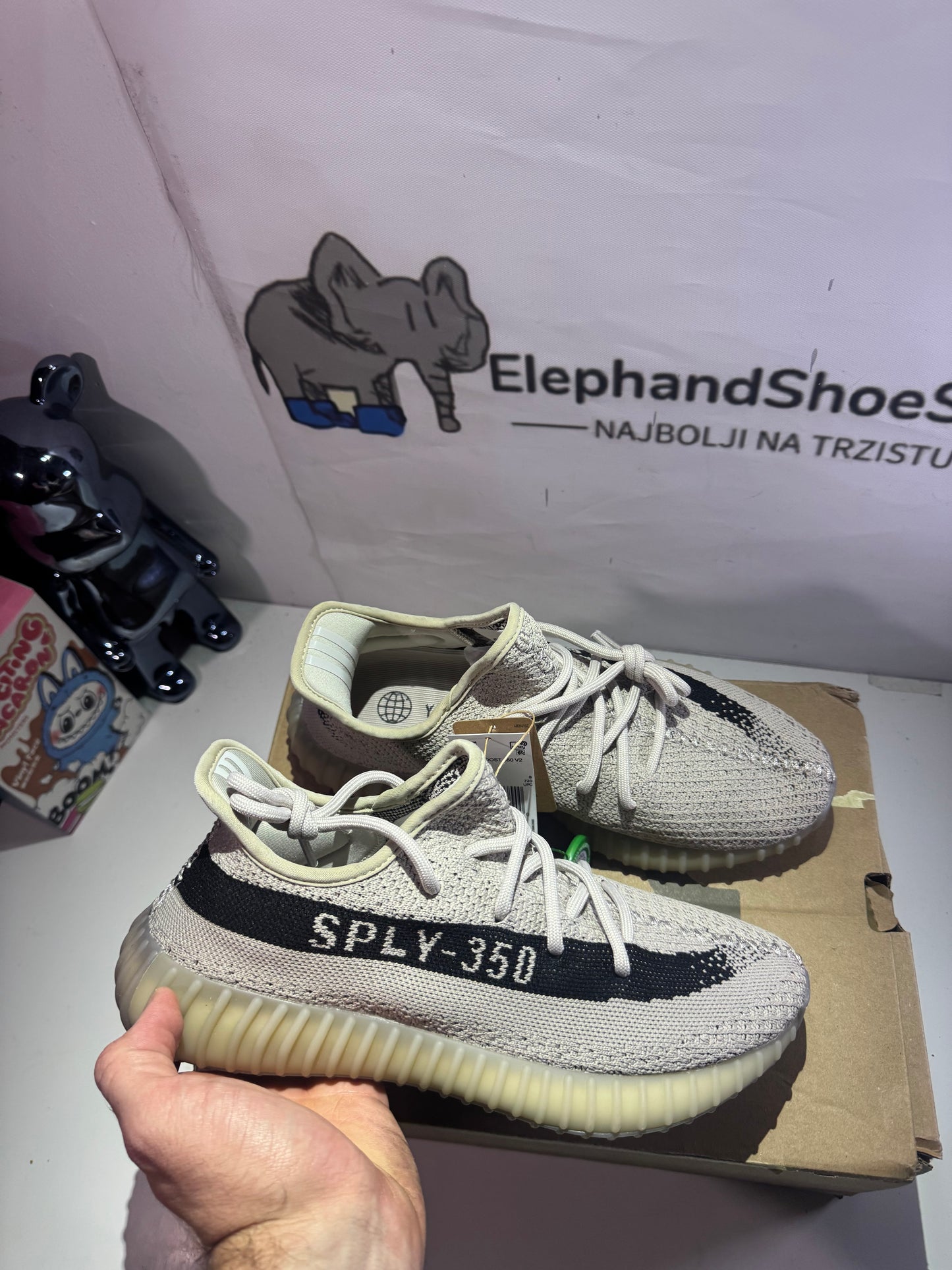 Yeezy Slate (Odmah dostupne) br 42