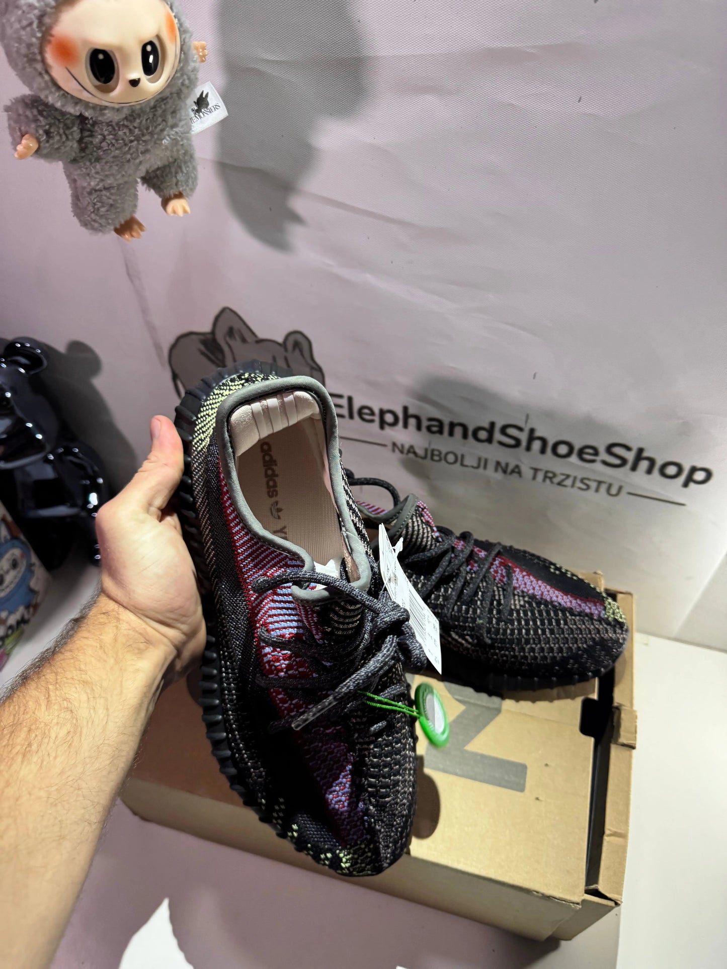 Yeezy Clay (Odmah dostupne)br 43 Elephand.shoes