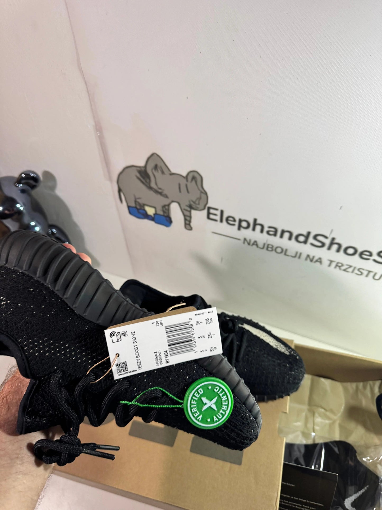 Yeezy Oreo V2 (Odmah dostupne) br 38 42 43 44 Elephand.shoes