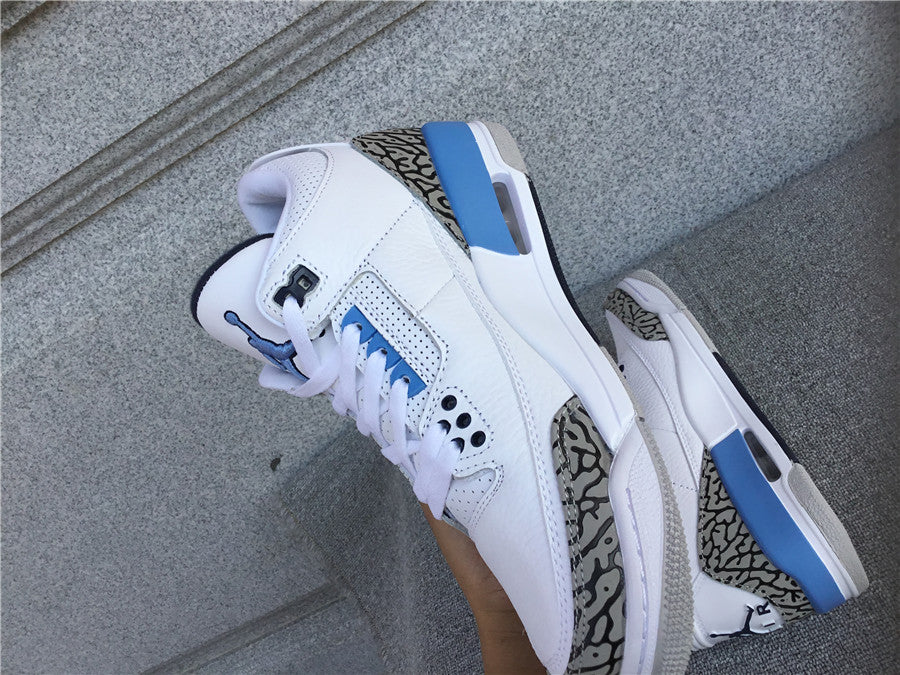 Jordan 3 UNC