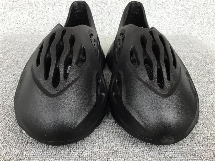 Yeezy Foam Runners Onyx Elephand.shoes