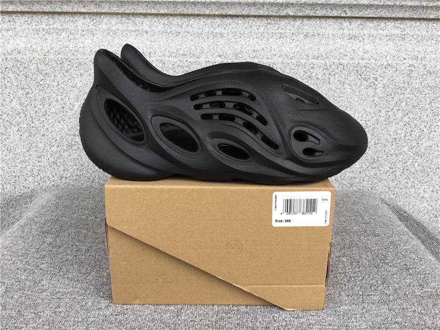 Yeezy Foam Runners Onyx