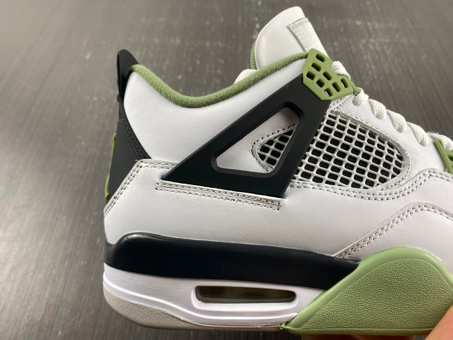 Air Jordan 4 "Seafoam"