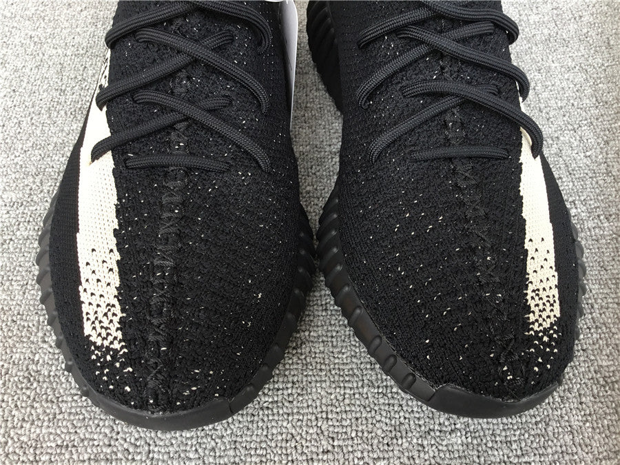 Yeezy 350 Oreo