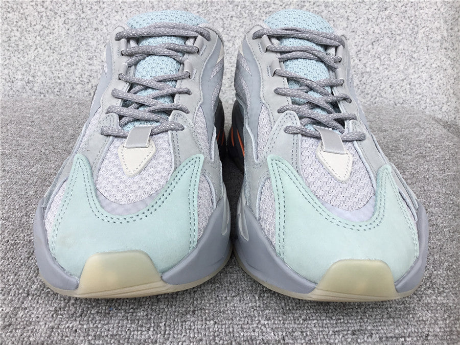 Yeezy 700 Interia