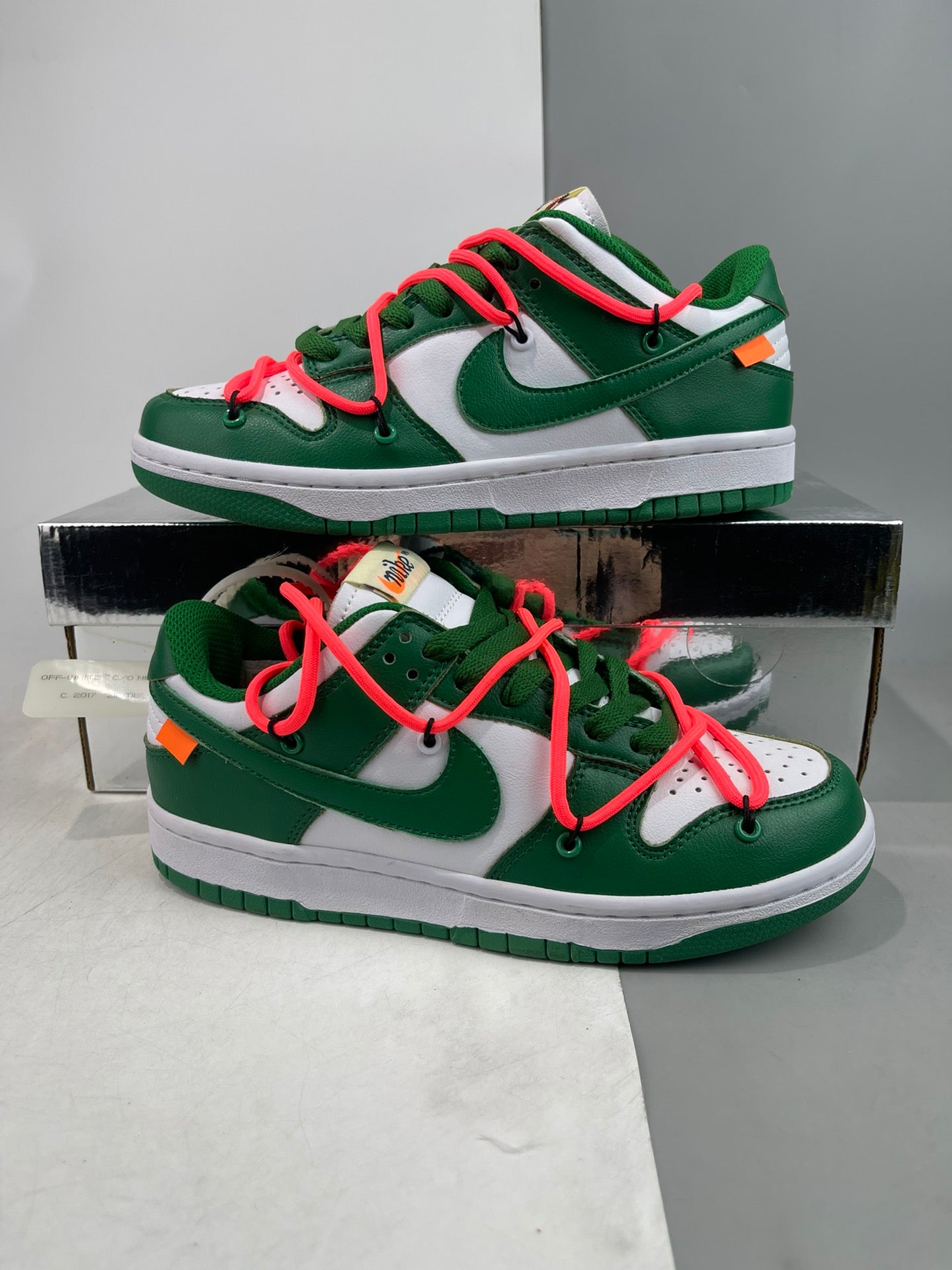Off White Dunk green
