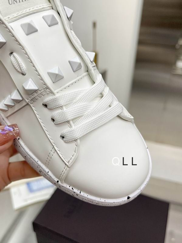 Valentino Low White