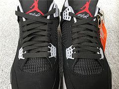 Air Jordan 4 Bred