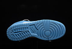 Nike SB Dunk Low "Coast"