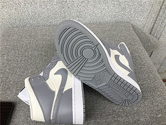 Air Jordan 1 Mid "Grey Sail"