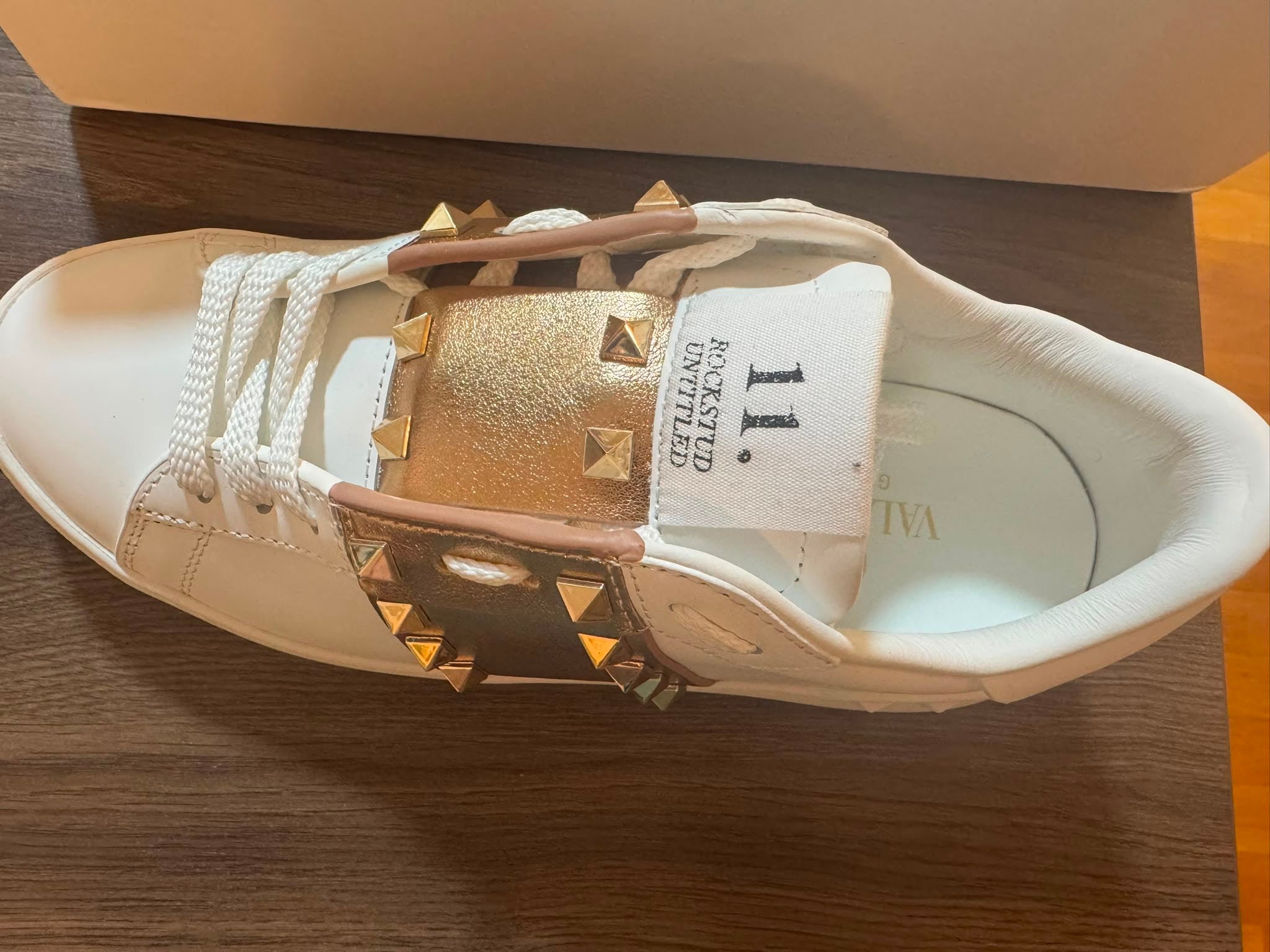 Recenzija kupca za Valentino Low Whole Gold