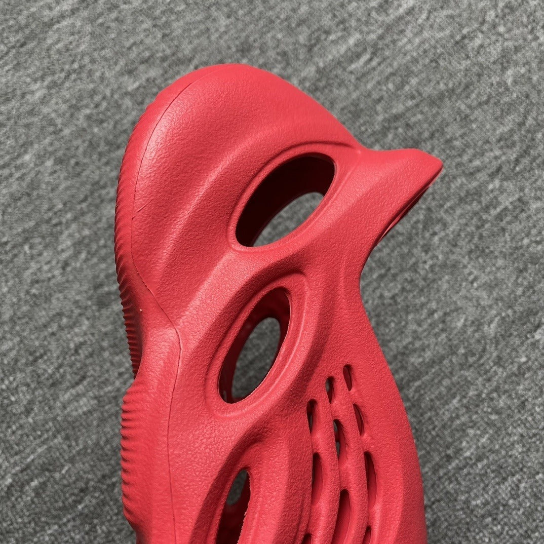 Yeezy Foam Runners Red Elephand.shoes