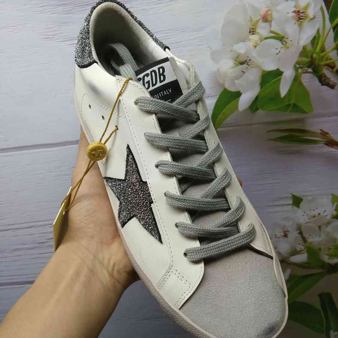 Golden Goose Black Star Elephand.shoes