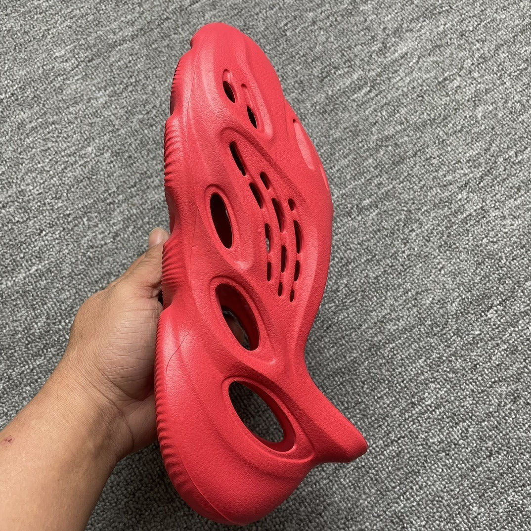 Yeezy Foam Runners Red Elephand.shoes