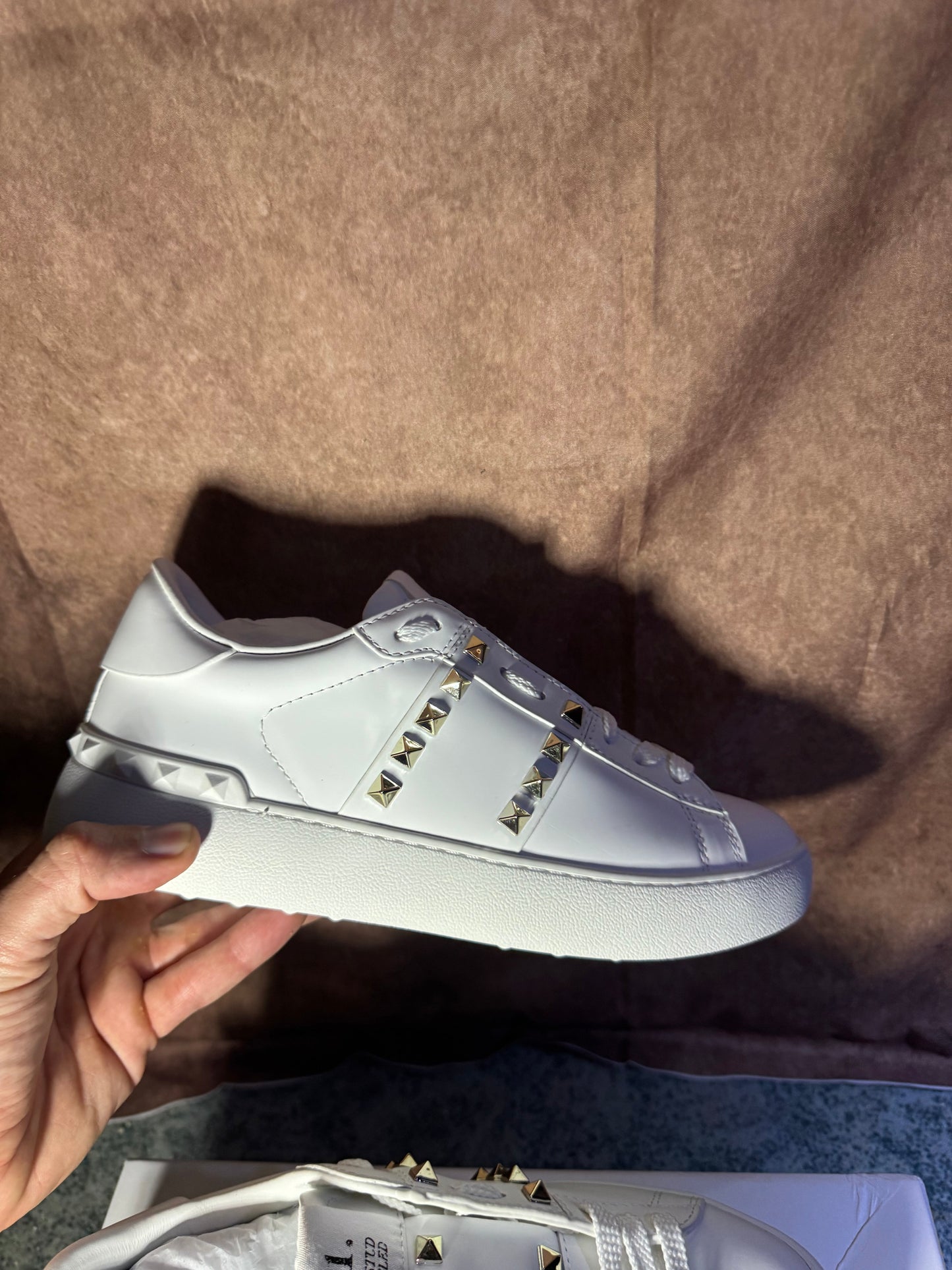 Valentino White / Gold (Odmah dostupne) br 39 Elephand.shoes