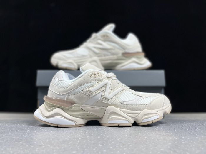 New Balance Tripele White Elephand.shoes