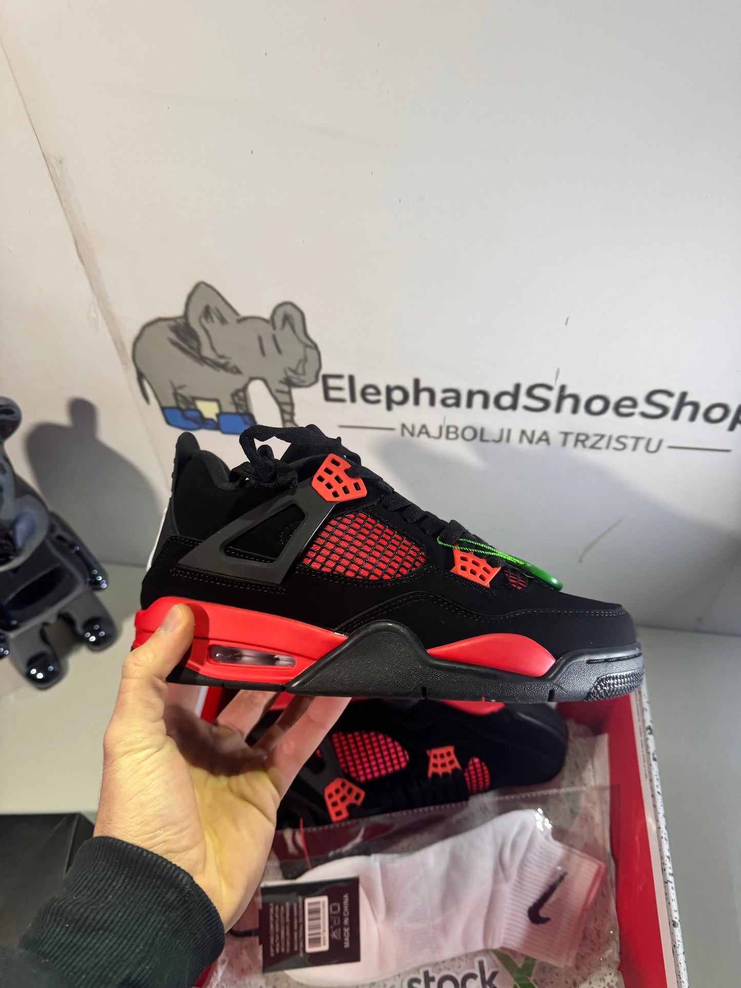 Jordan 4 Red (Odmah Dostupne) br 40 Elephand.shoes