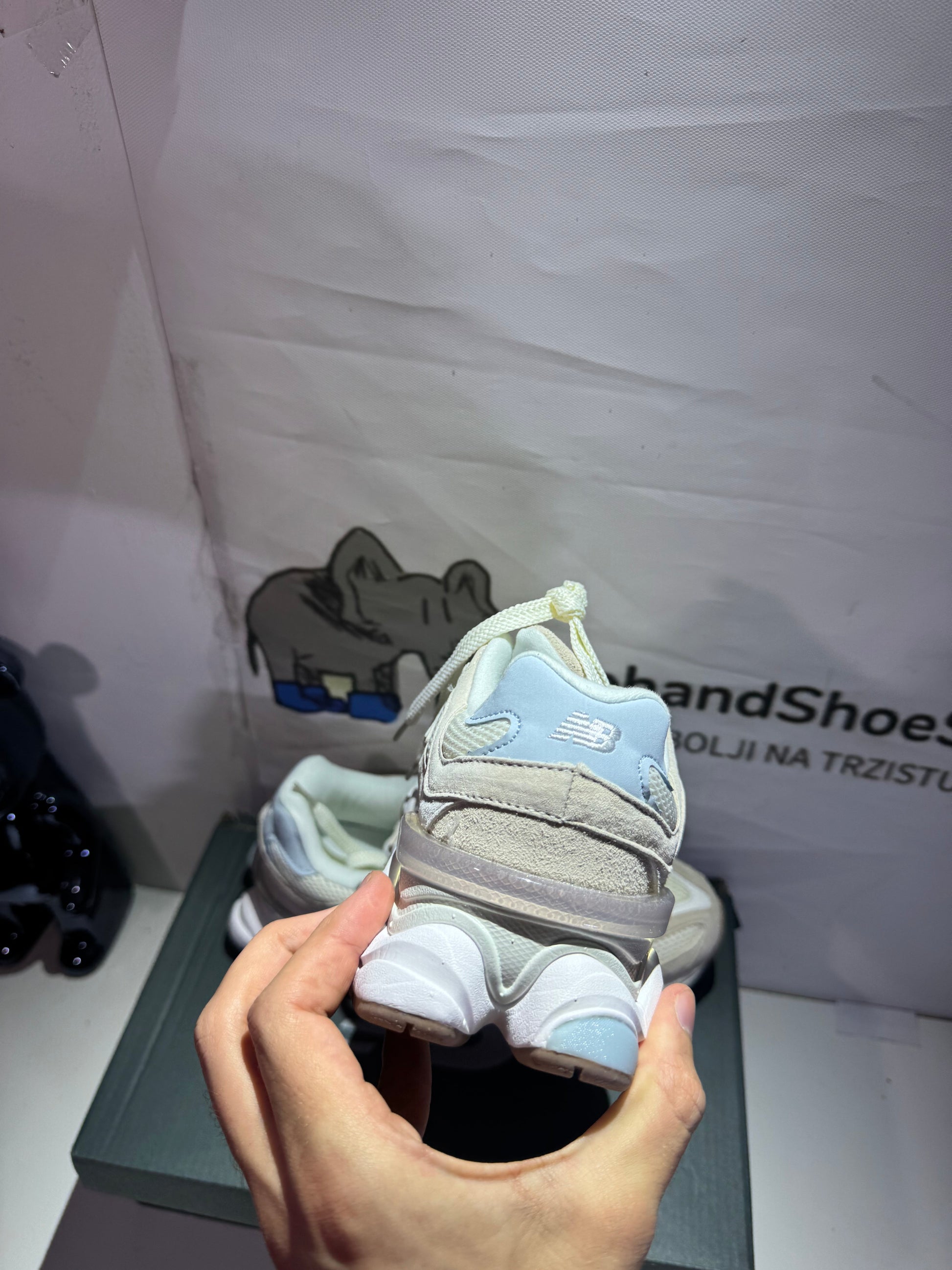 New Balance White  (Odmah dostupne)br 39 Elephand.shoes