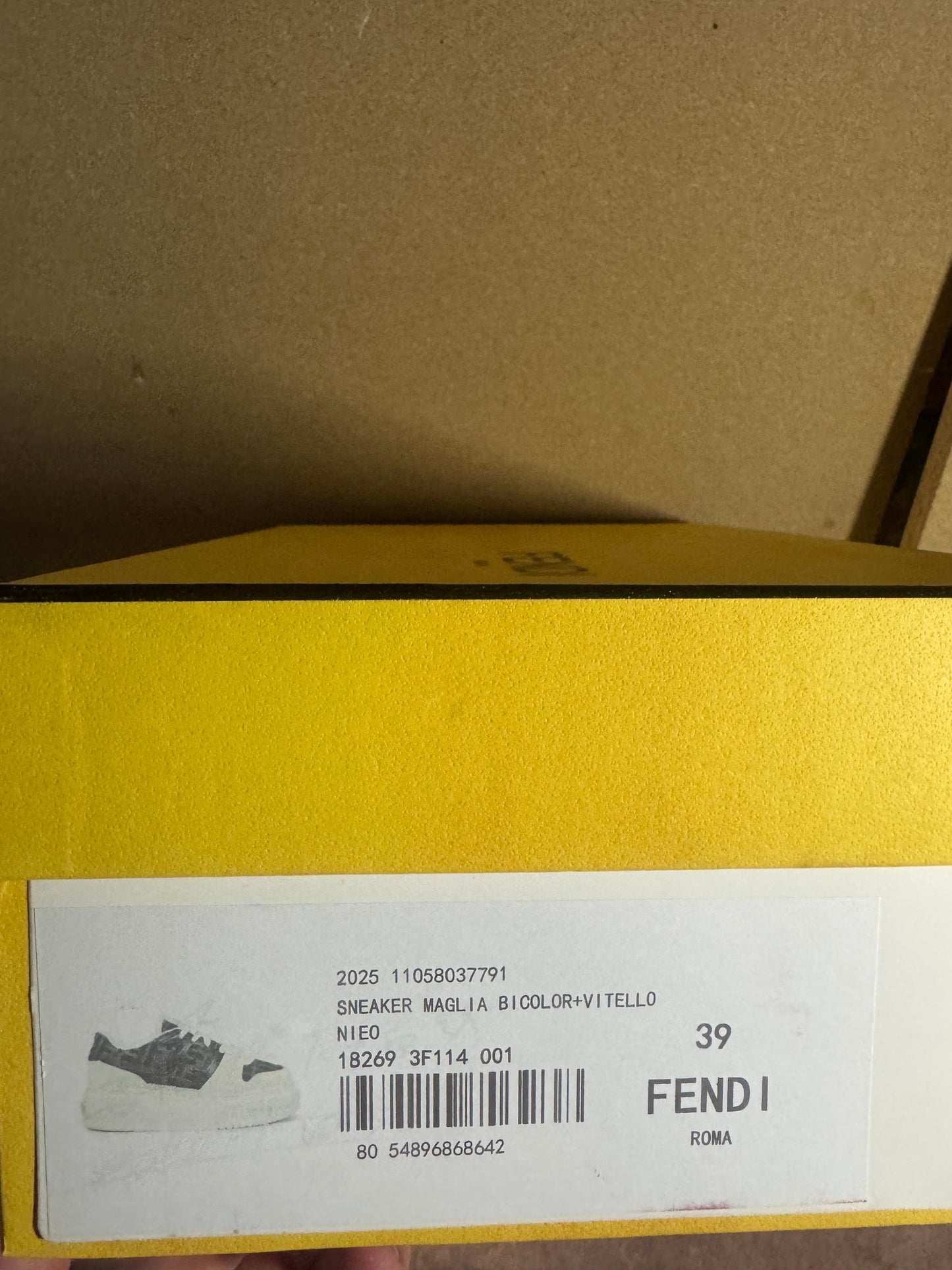 Fendi trainers (Odmah dostupne) br 39 Elephand.shoes