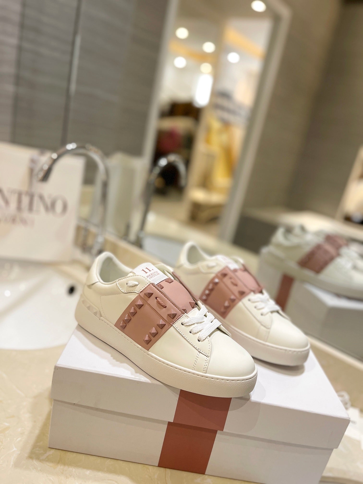 Valentino Low Rose Elephand.shoes