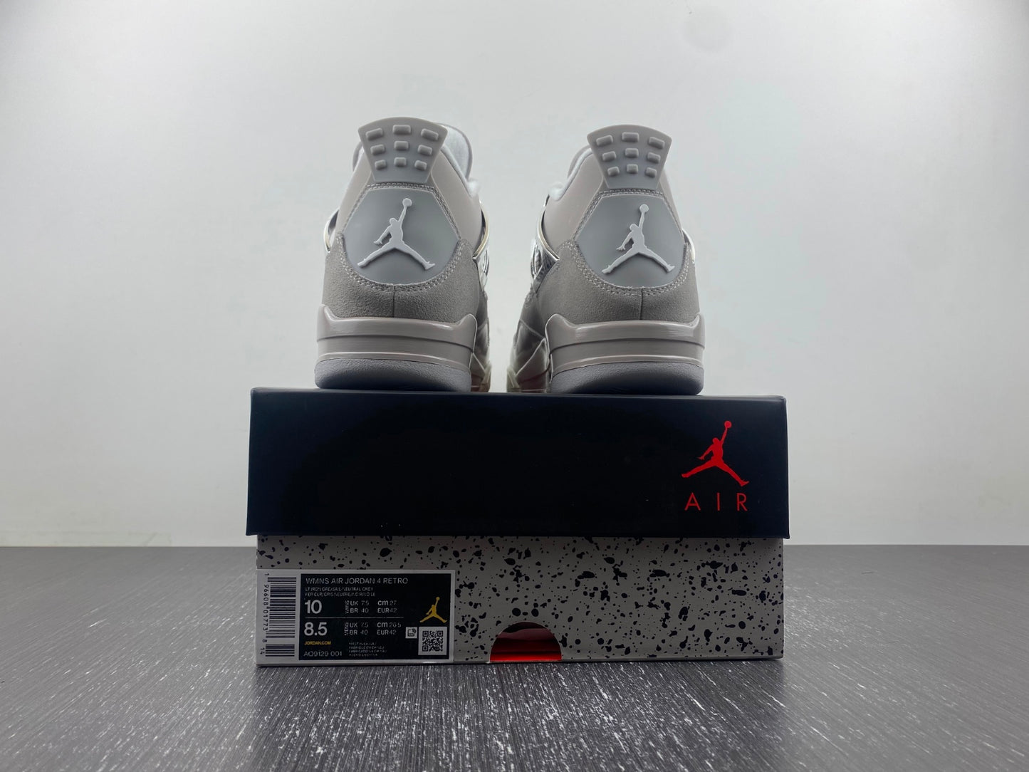 Air Jordan 4 "Frozen Moments"