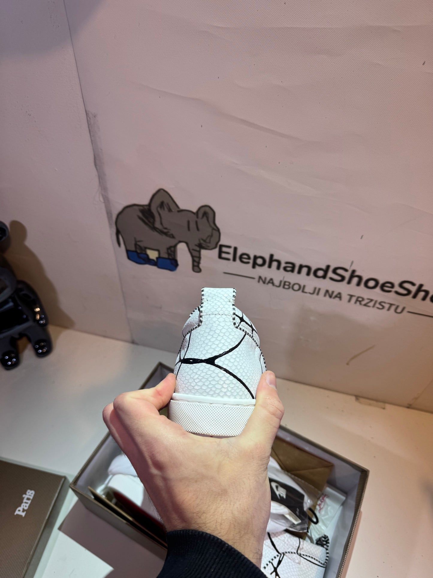 Louboutin White(Odmah Dostupne) br 43 Elephand.shoes