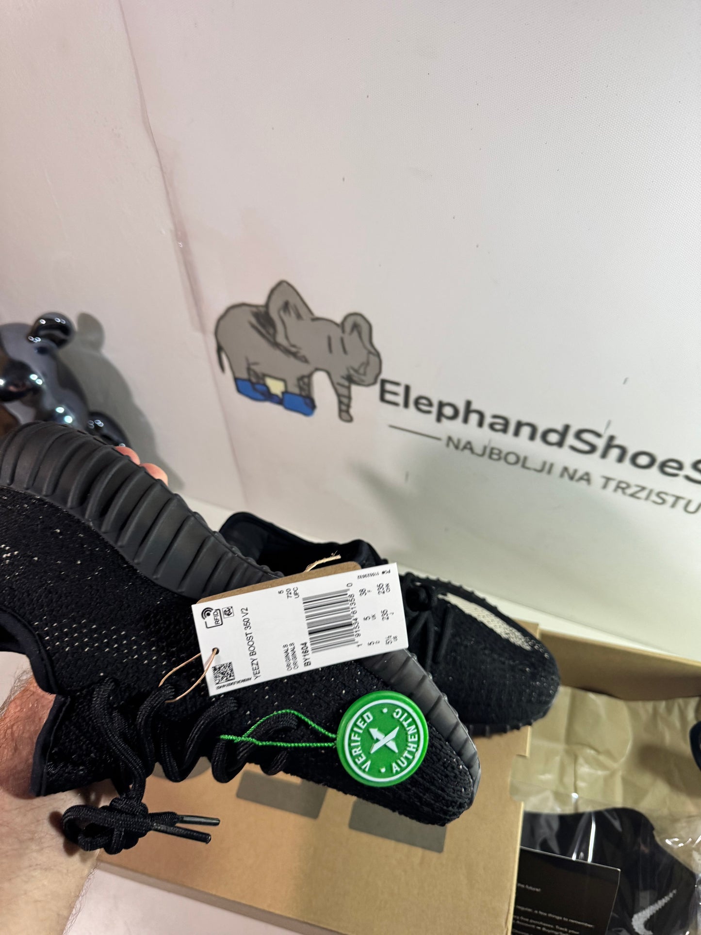 Yeezy Oreo V2   (Odmah dostupne) br 38 44