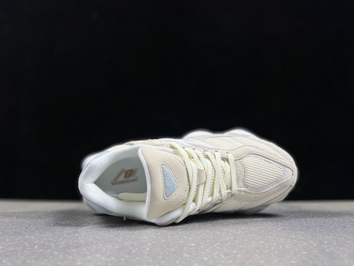 New Balance White Elephand.shoes