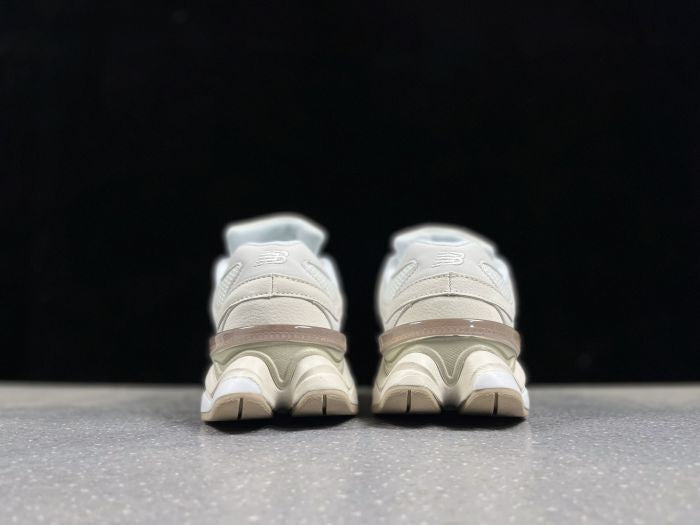 New Balance Tripele White Elephand.shoes