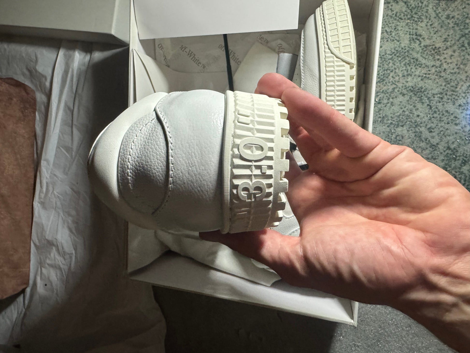 Off White Off Court Low (Odmah Dostupne) br 46 Elephand.shoes