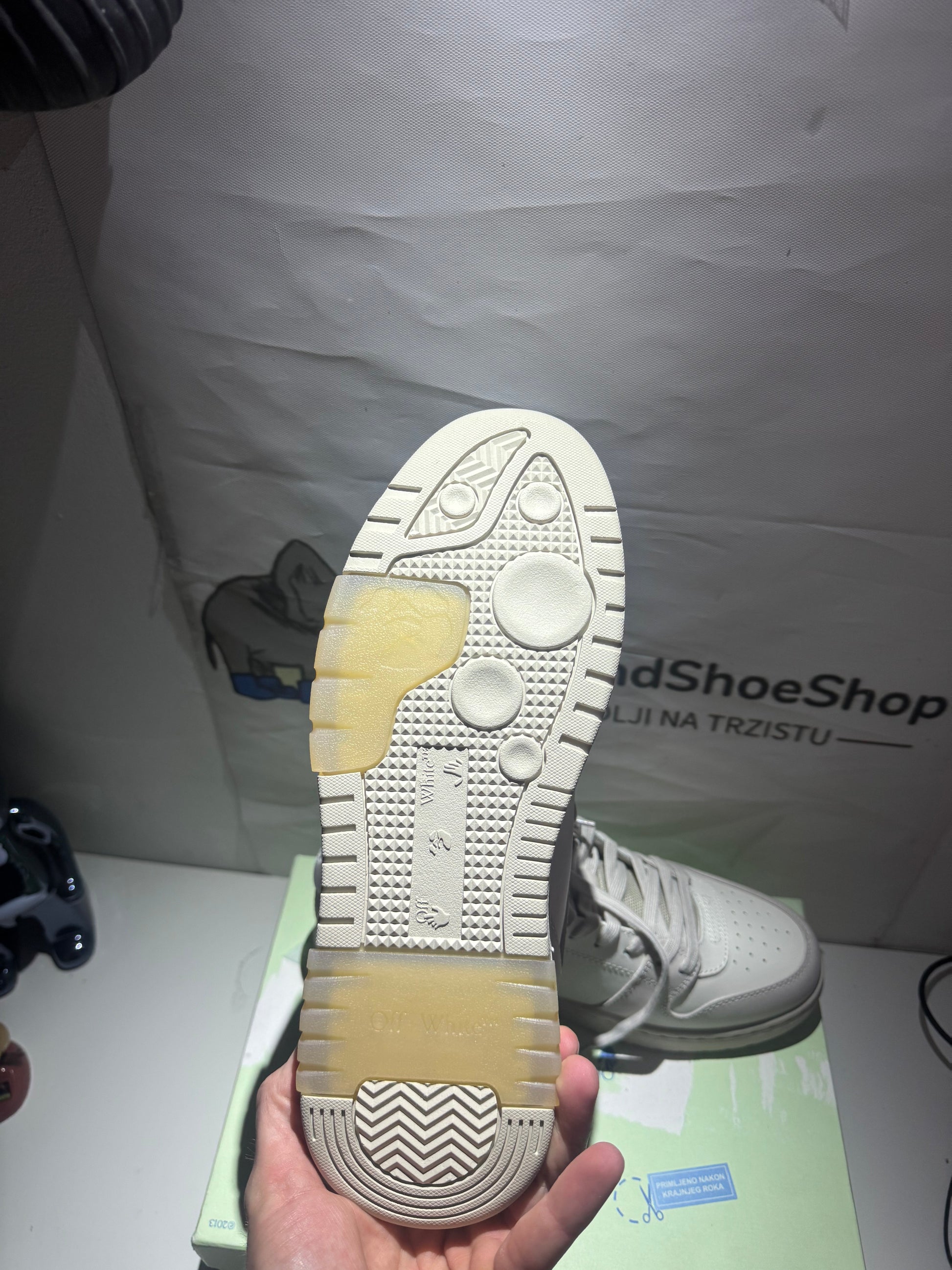 OFF-WHITE out the office Brown Elephand.shoes