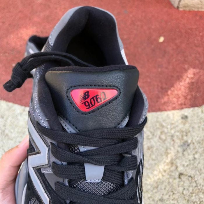 New Balance Teiple Black Elephand.shoes