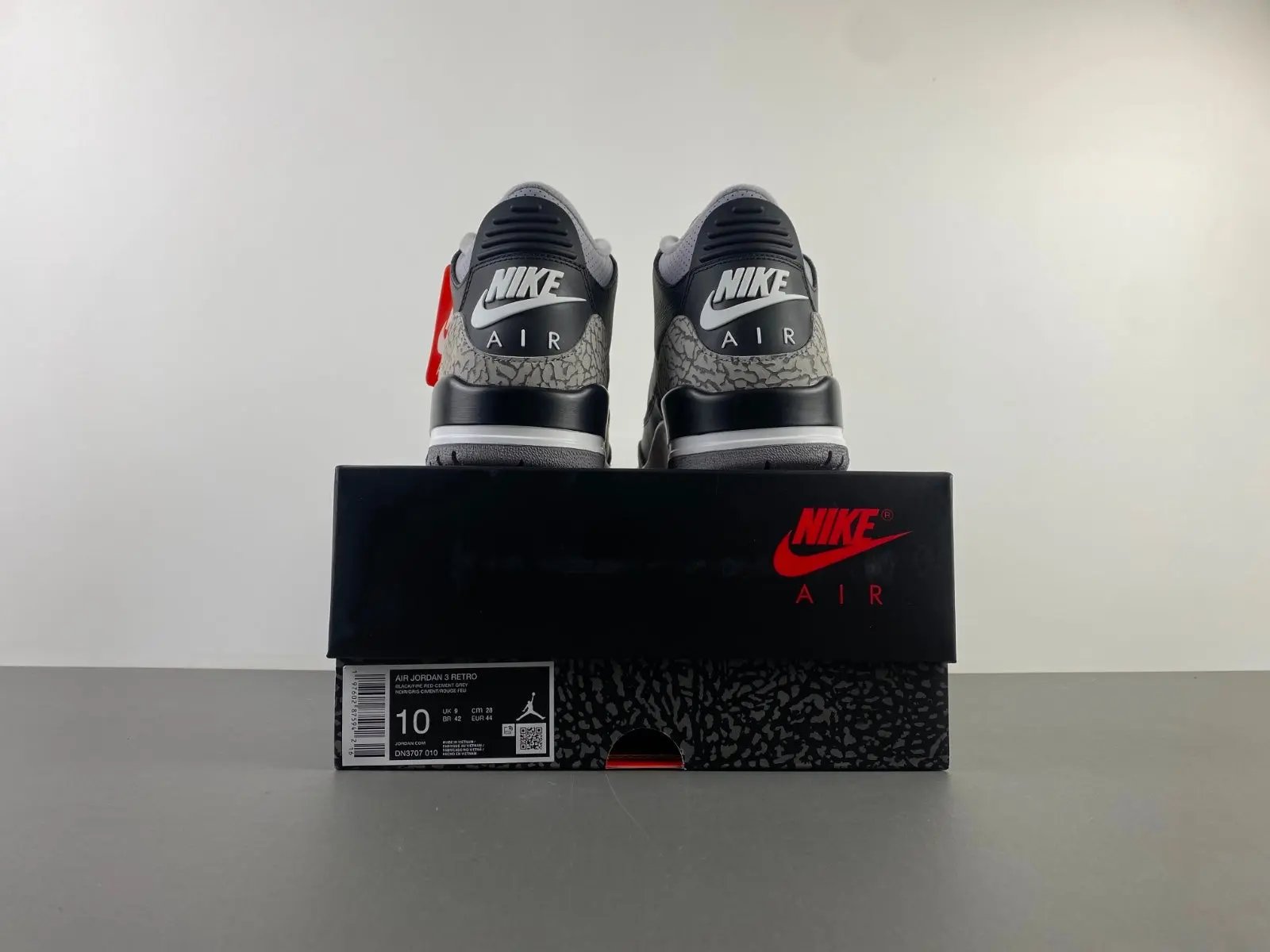 Air Jordan 3 Black Cement Elephand.shoes