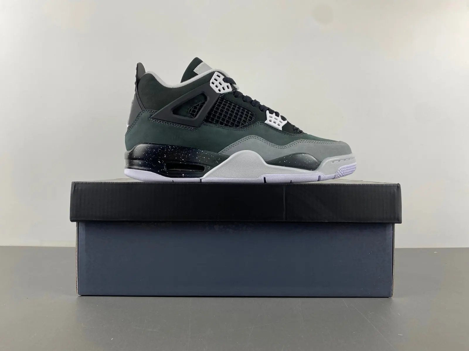 Air Jordan 4 Retro Fear Elephand.shoes