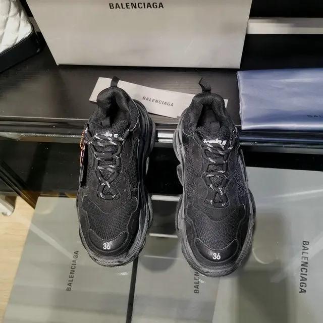 Balnciaga Triple S Black Elephand.shoes