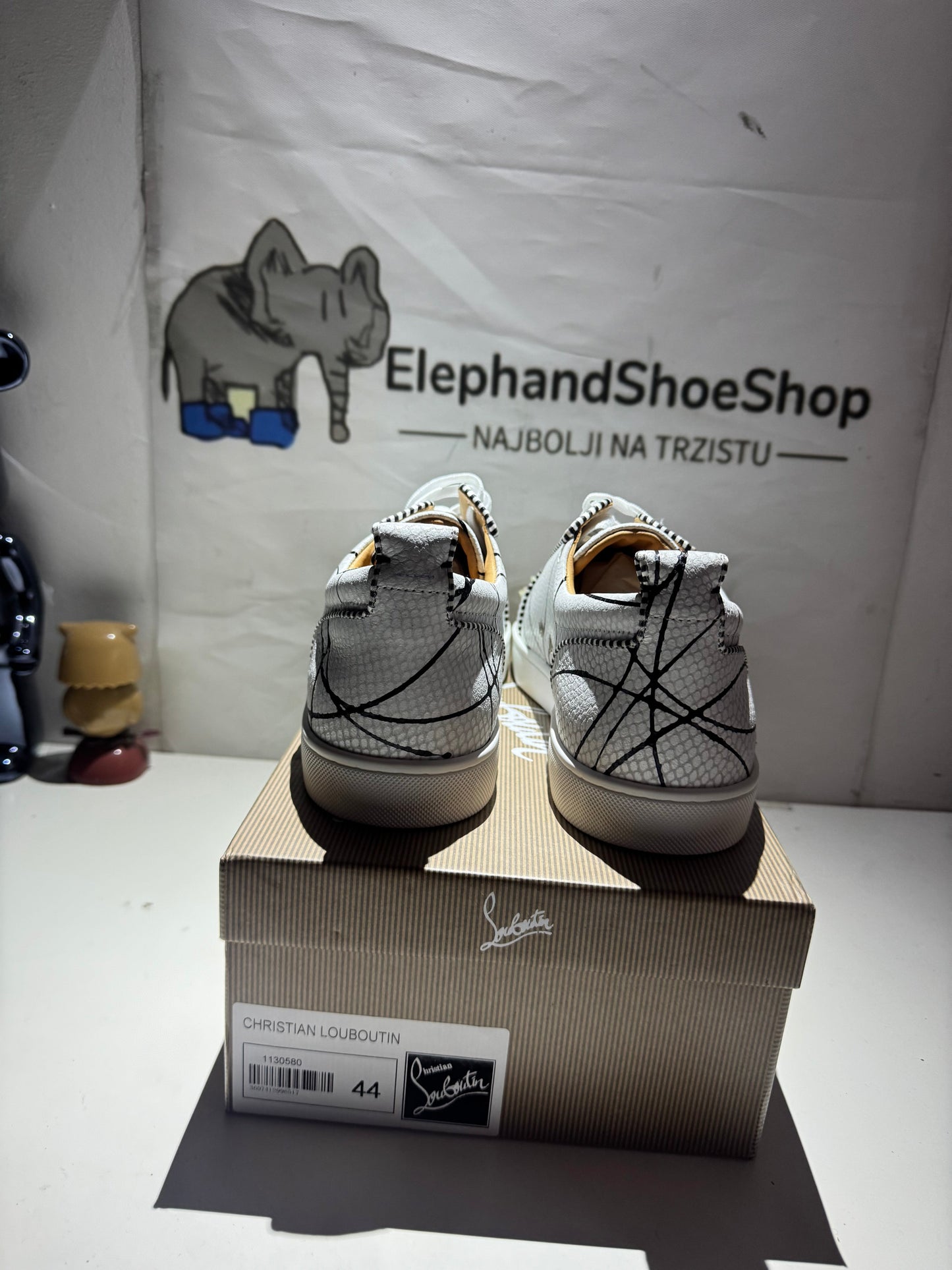 Louboutin White(Odmah Dostupne) br 44 Elephand.shoes