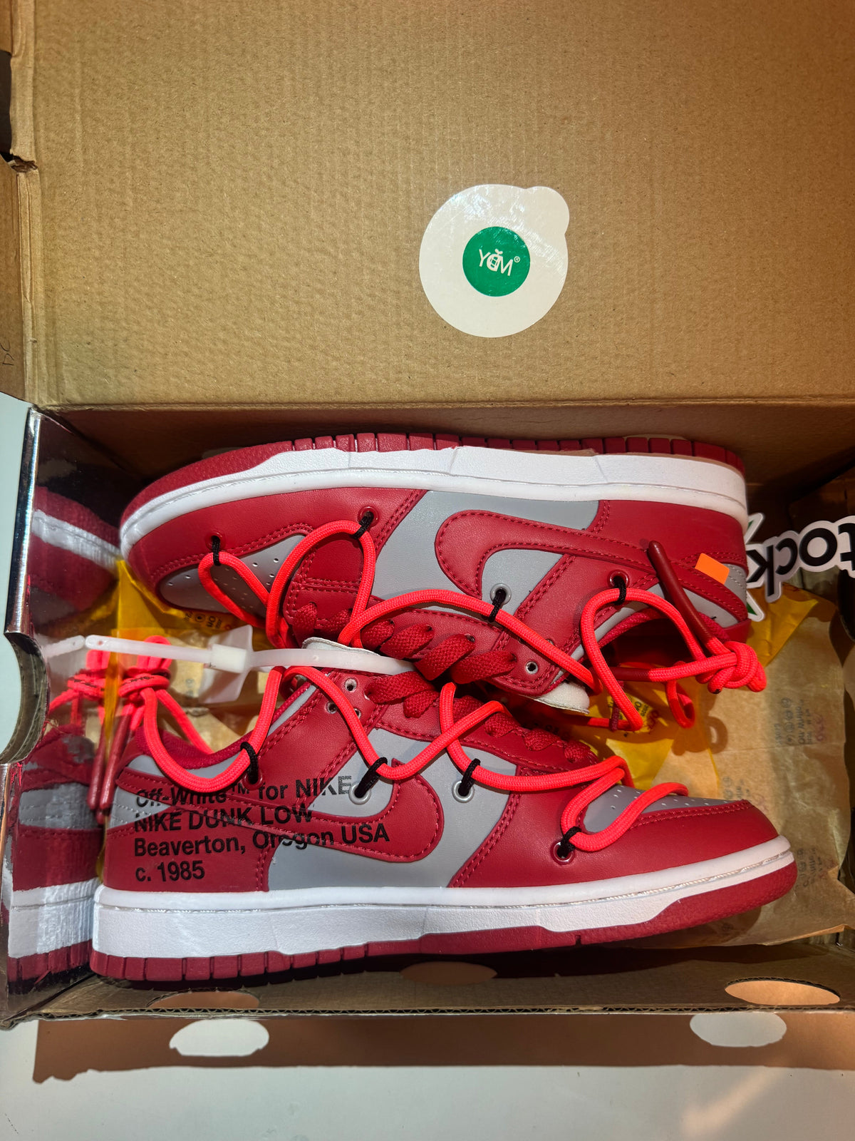 Off White Red (Odmah Dostupne) br 38 Elephand.shoes