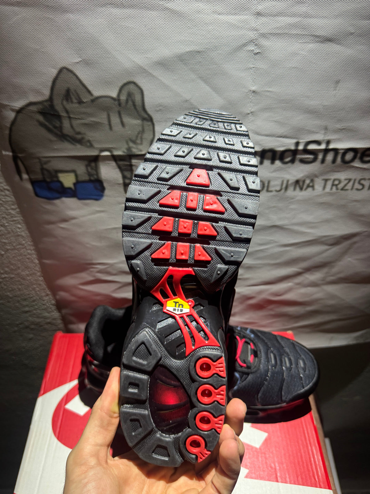TN Red/Black (Odmah dostupne) br 41 Elephand.shoes