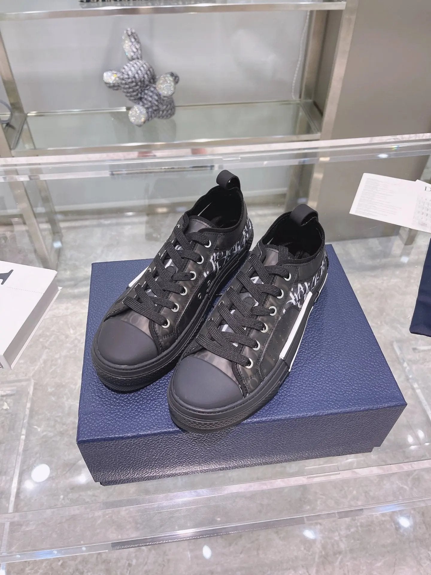 Dior  Black Low Elephand.shoes